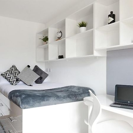 Zeni Ensuite, In Liverpool Exteriör bild